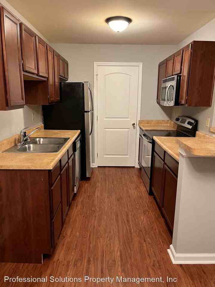 2035 Ty Lane - Photo 2 of 5