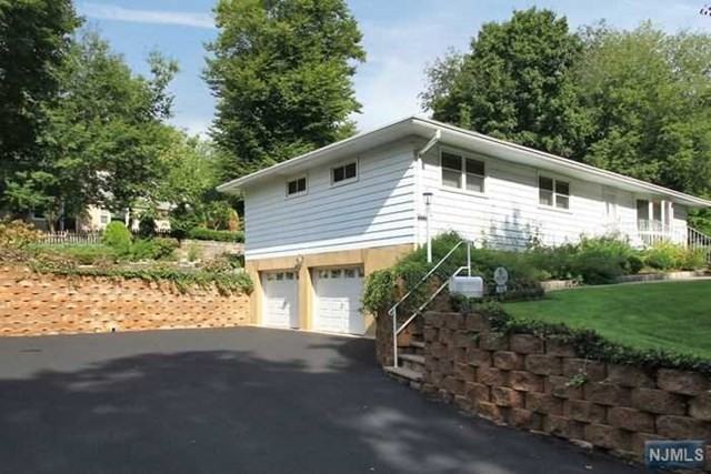 222 W Shore Rd - Photo 3 of 15