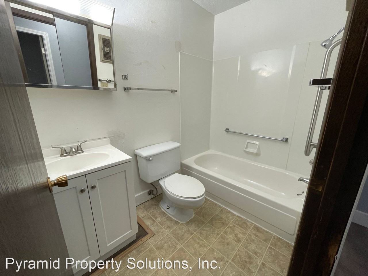 220-320 Wilhelm St - Photo 2 of 6