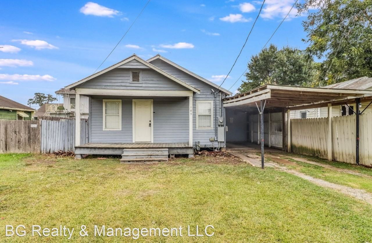 105 1st St, Broussard, LA 70518 2 Bedroom House For $935/month - Zumper