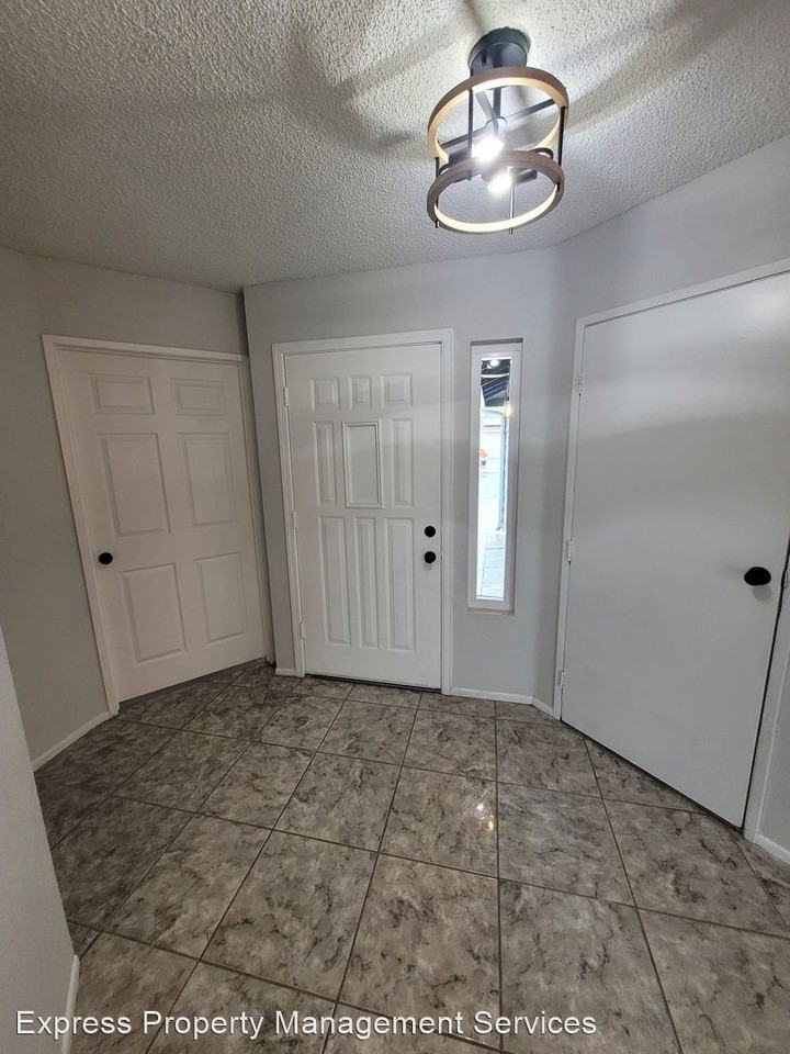 1851 Eucalyptus St - Photo 2 of 50