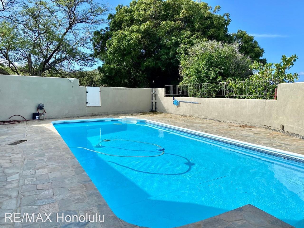 743 Ahukini St - Photo 2 of 31