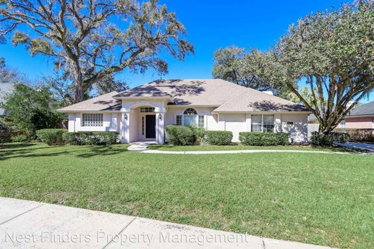 1930 Melrose Plantation Dr - Photo 2 of 50