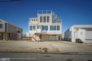 303 Heron Rd - Photo 2 of 3