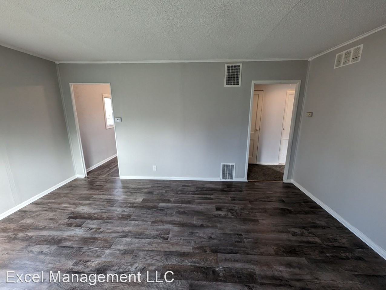 1042 Huey St - Photo 3 of 8