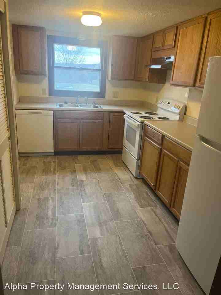 148 SE 421 Rd - Photo 2 of 5