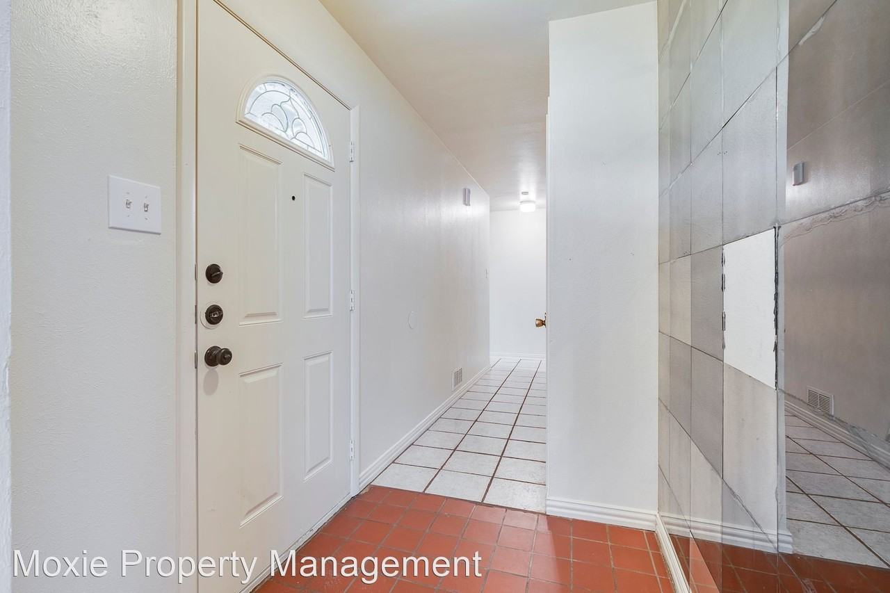 1606 Bluebonnet Trl - Photo 3 of 26