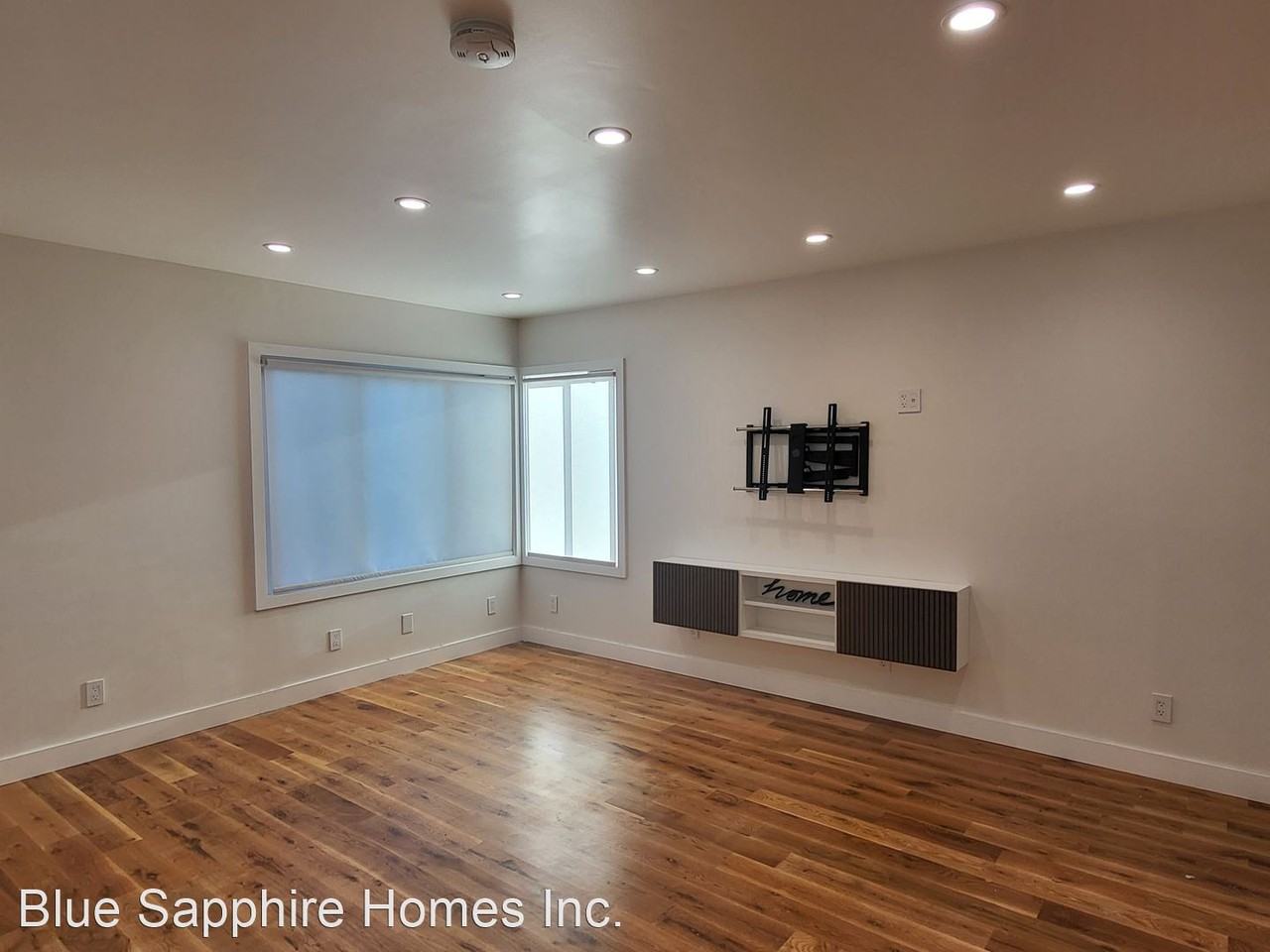 2896 Devonshire Ave - Photo 3 of 25