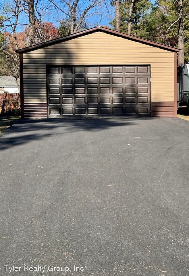 1929 Ramblewood Rd - Photo 2 of 2