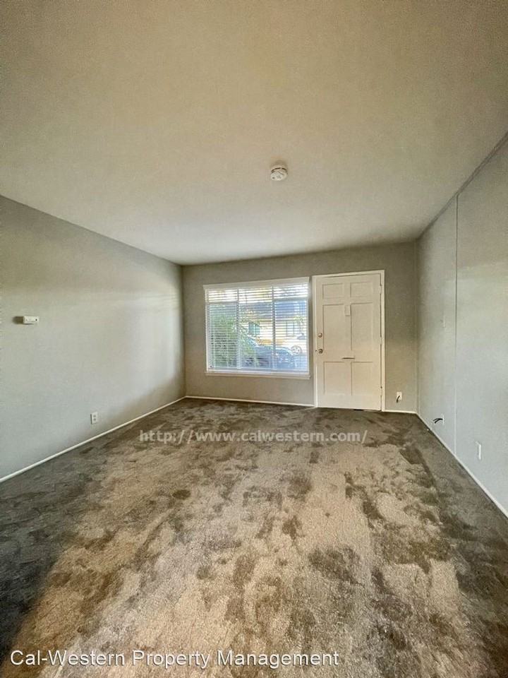 542&548 Page Street - Photo 3 of 6