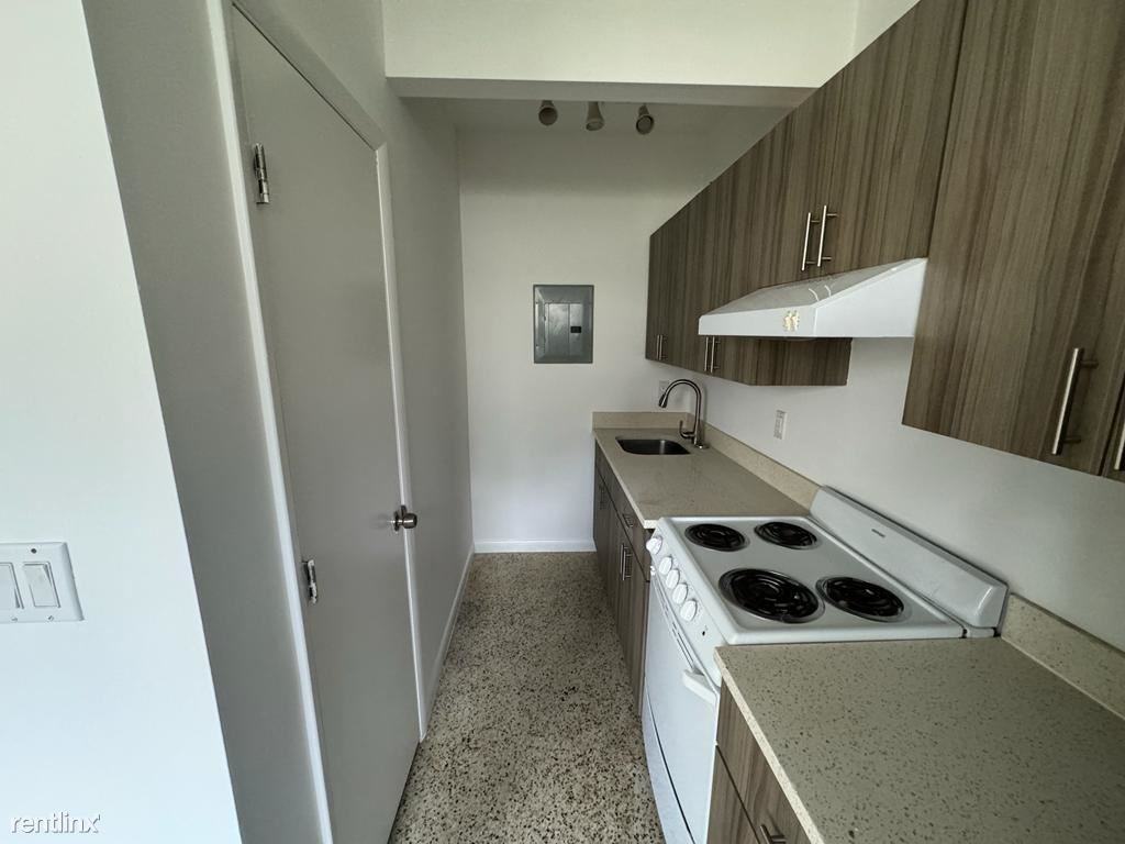 6820 Nw 2nd Ave #3 - Photo 2 of 10