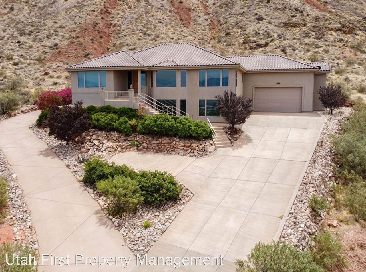 339 W 2080 S - Photo 2 of 16