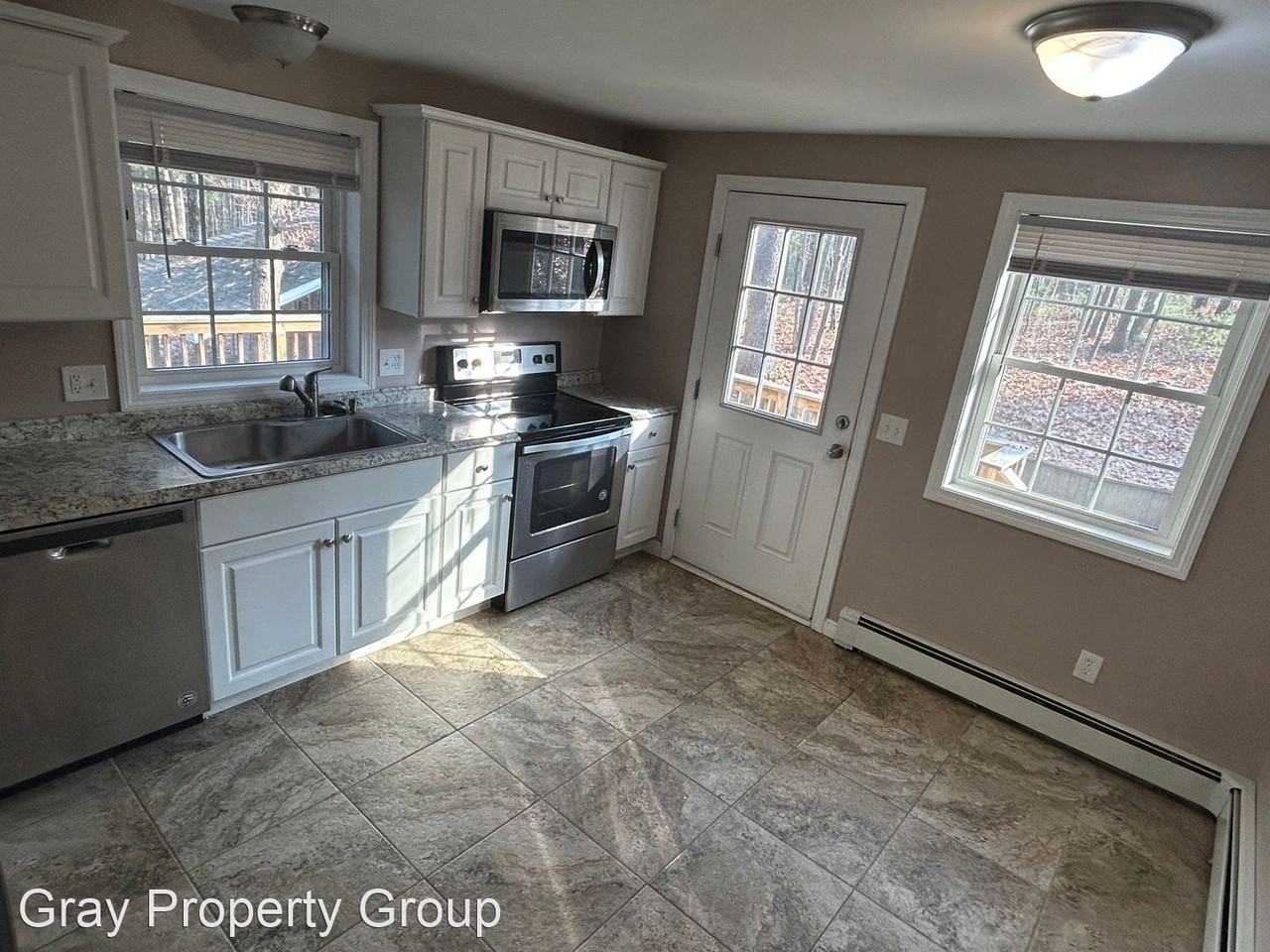 6 Howe St - Photo 2 of 22