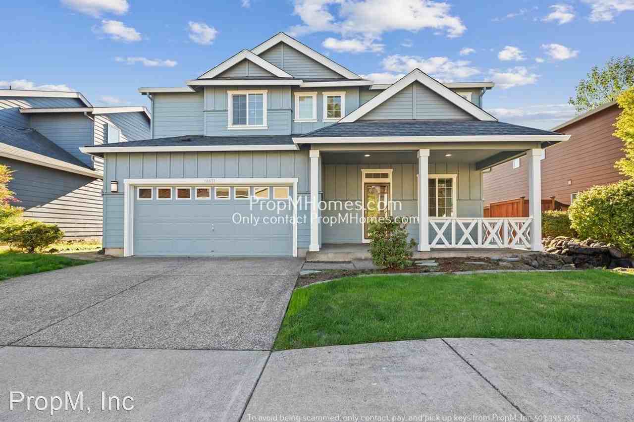 18851 Chanelle Way - Photo 2 of 31