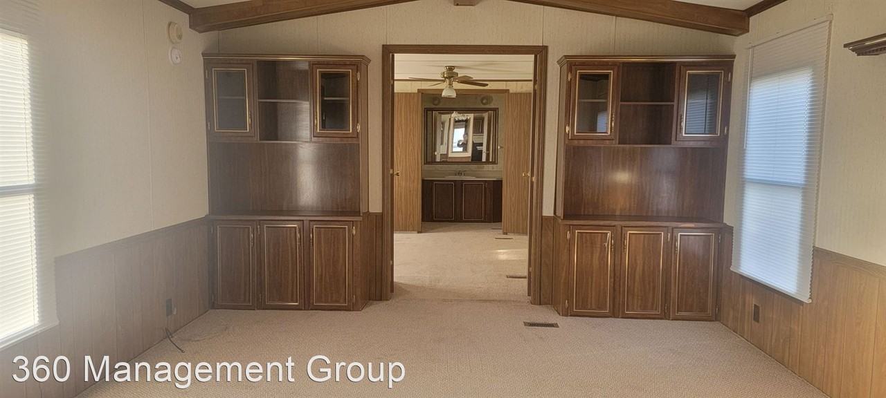 402 Mount Vernon Dr - Photo 2 of 11