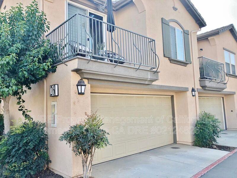 31881 Delfina Way - Photo 2 of 23