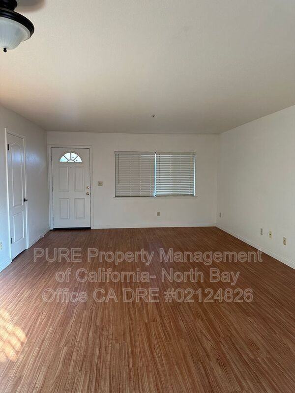 915 S Oak St - Photo 2 of 17