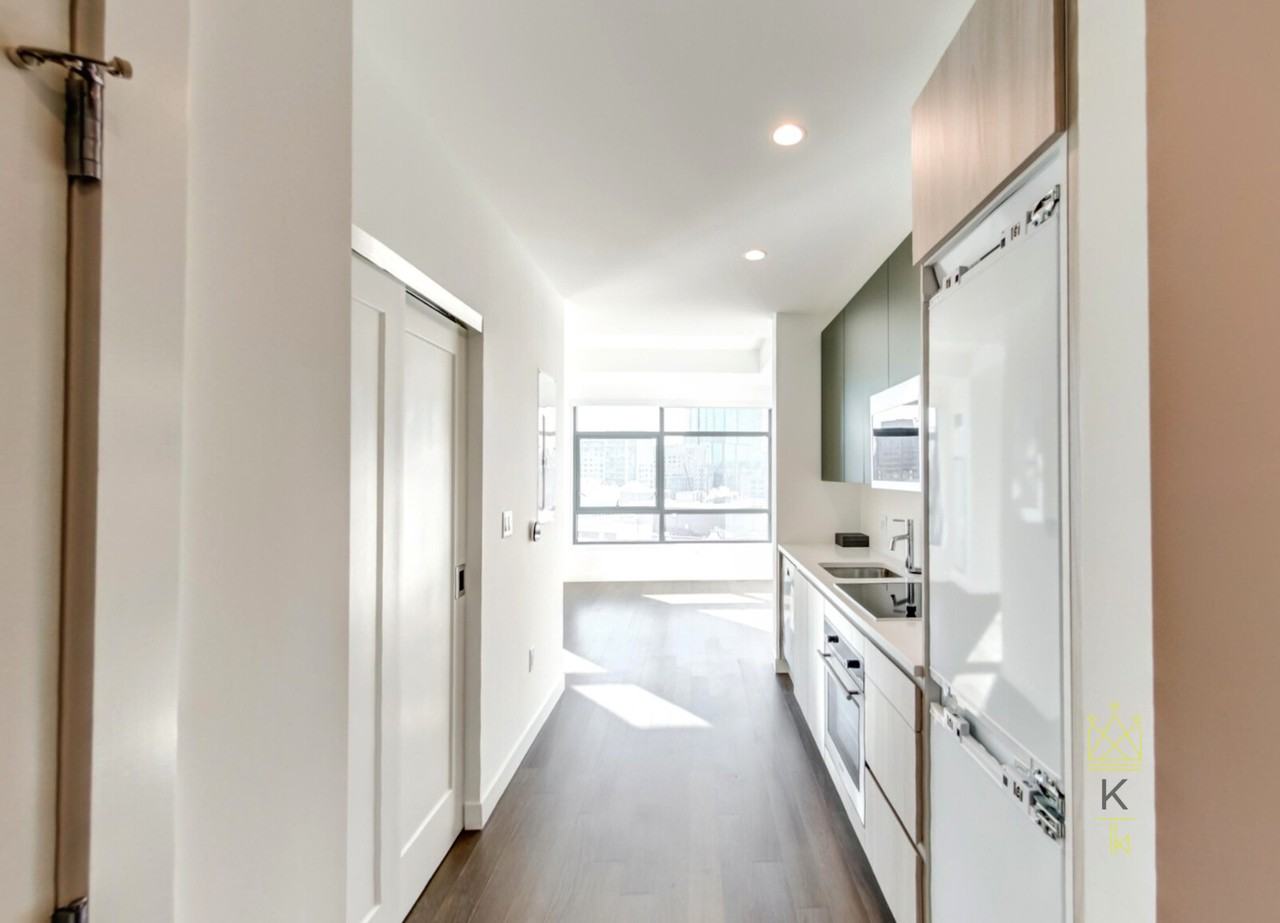 771 Beacon St - Photo 2 of 46