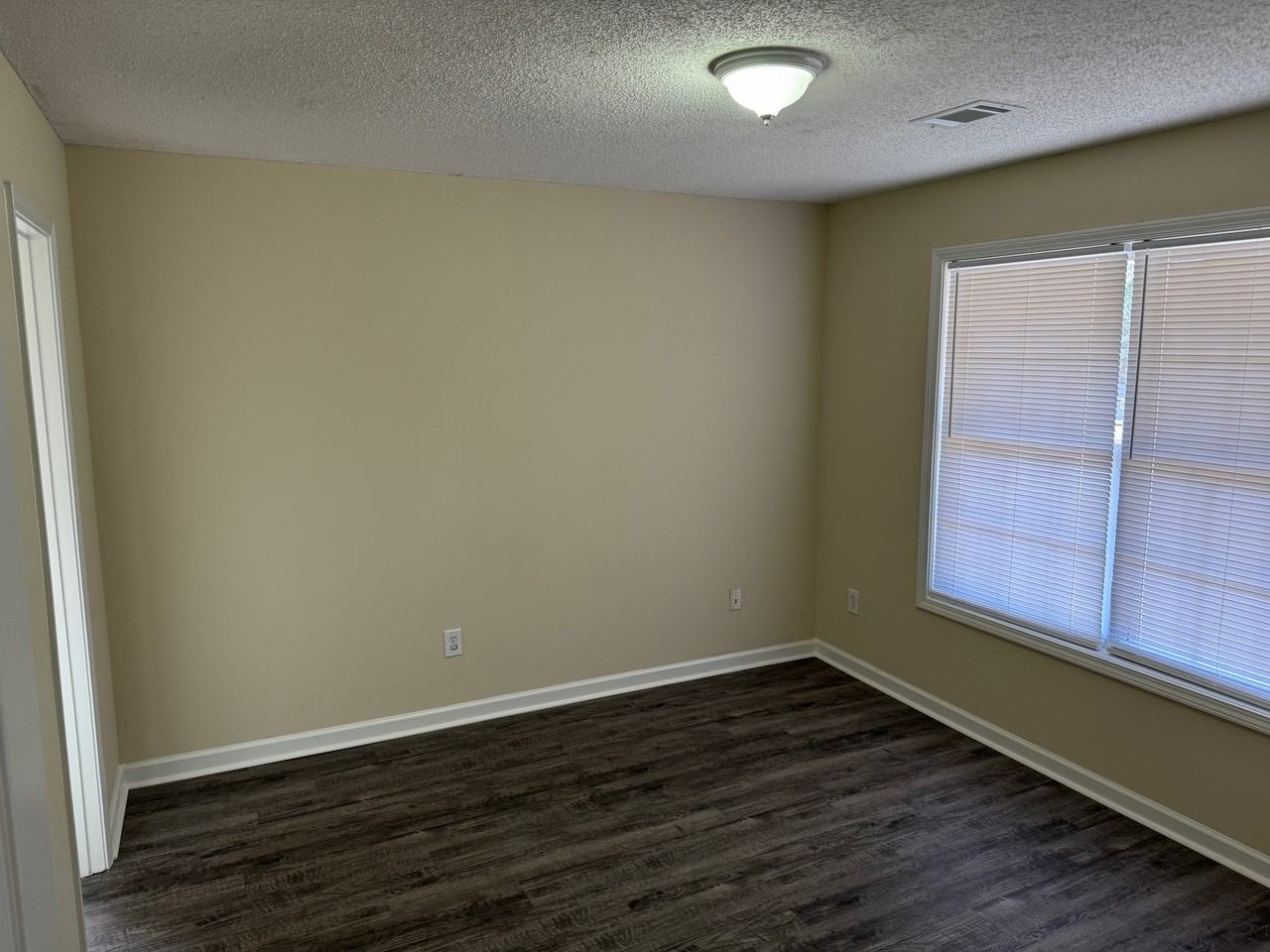 None 117/119 Doves Lane - Photo 2 of 7