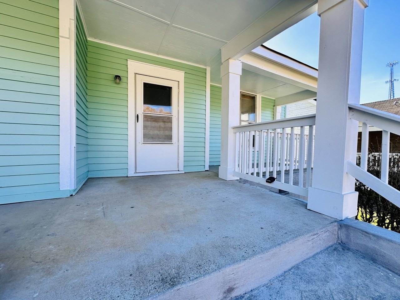 31 Reynolds St - Photo 3 of 20