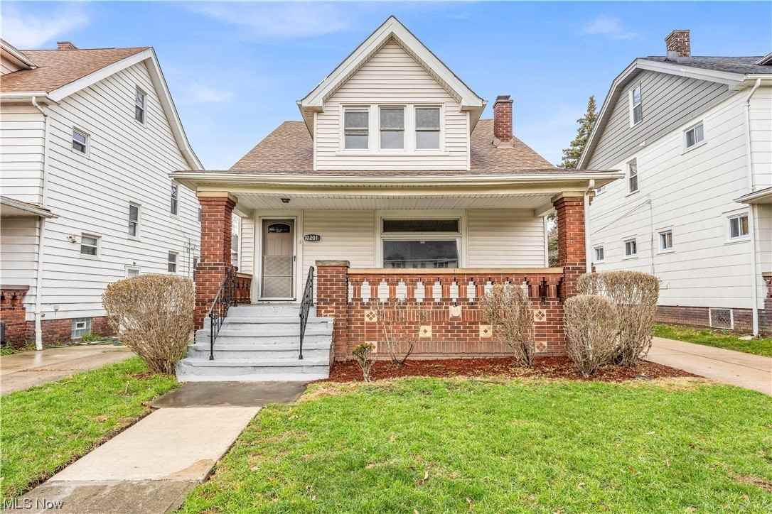 10201 Robinson Ave, Garfield Heights, OH 44125 5 bedroom House Rental