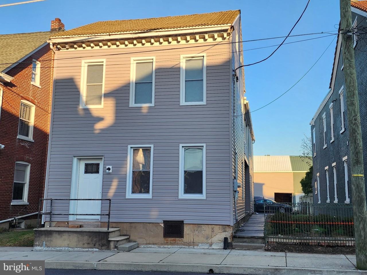 115 N Franklin St REAR, Fleetwood, PA 19522 2 Bedroom Apartment for
