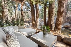 featured image of 1034 E Cooper Ave #4A