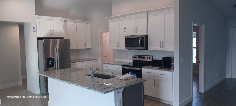 758 Nw Dupre St - Photo 2 of 11