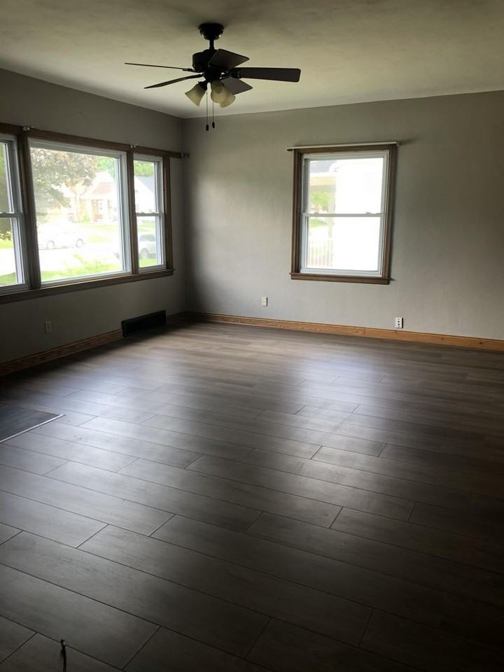 617 2nd Ave Sw - Photo 2 of 20