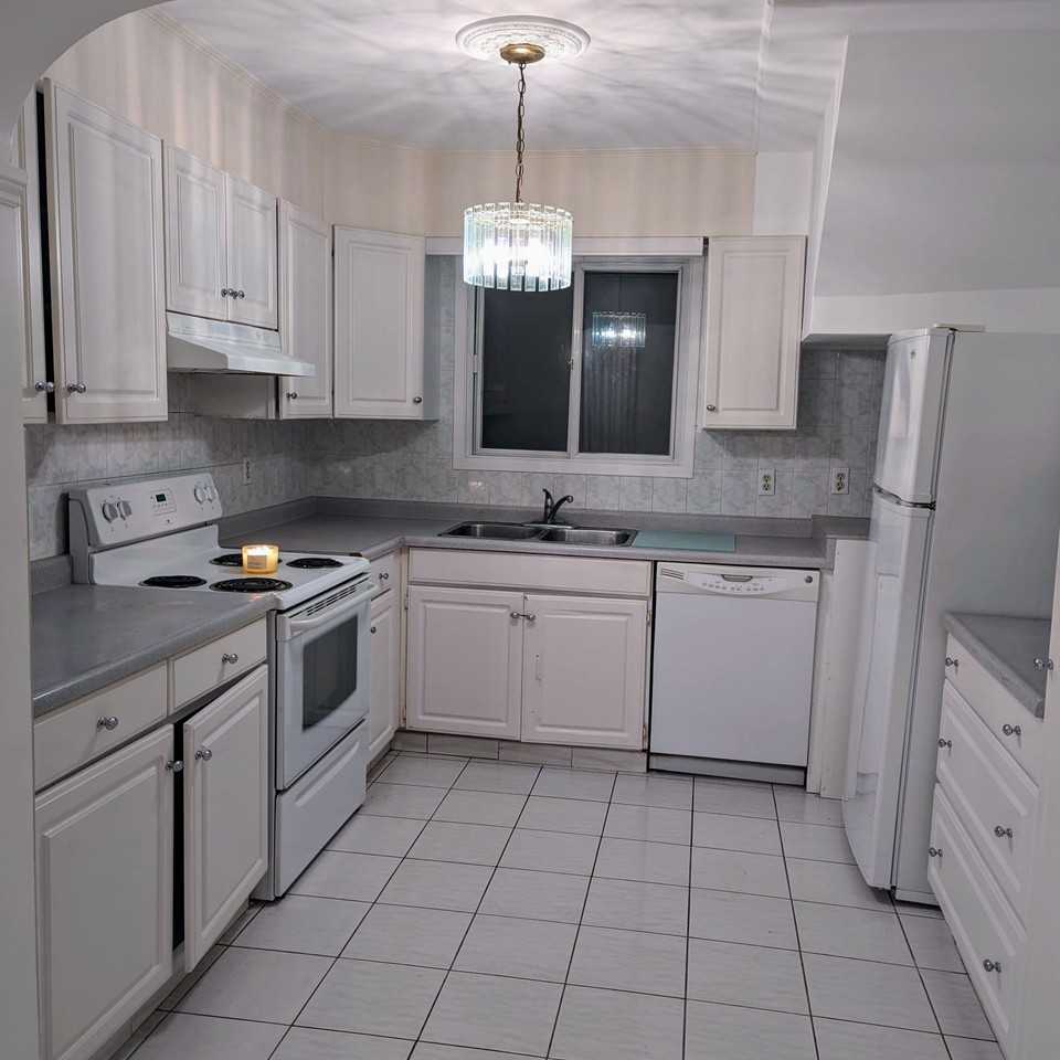 68 Facer St - Photo 2 of 6