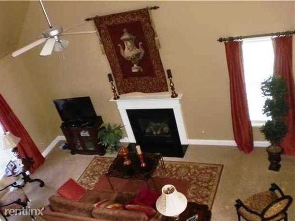 3503 Alamosa Dr - Photo 3 of 11