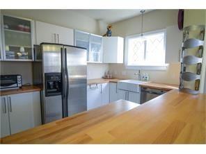 2642 Catherine St - Photo 3 of 8