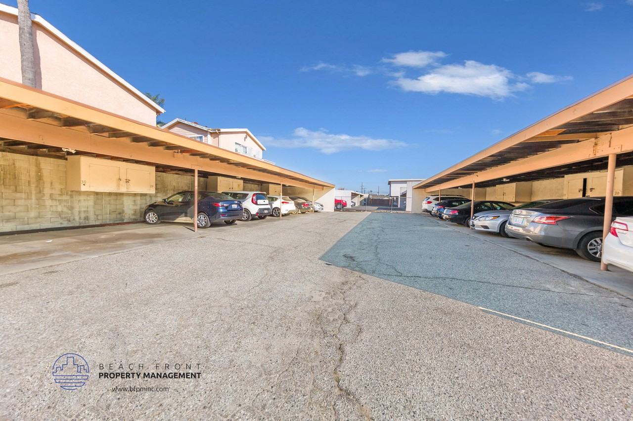 Raymond Court - Photo 6 of 41