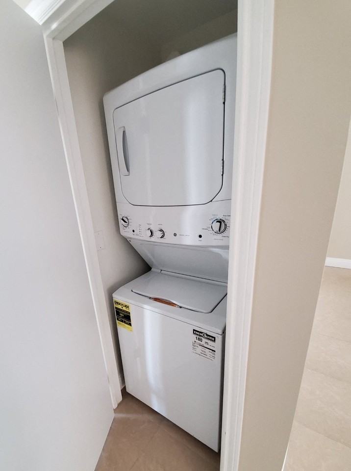 Beach Cities Villas - Photo 3 of 9