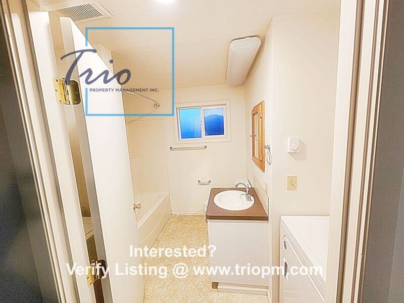 817 E 35th Pl - Photo 3 of 7