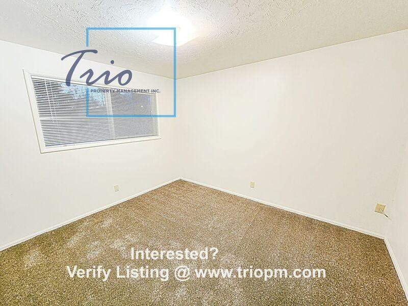 817 E 35th Pl - Photo 7 of 7