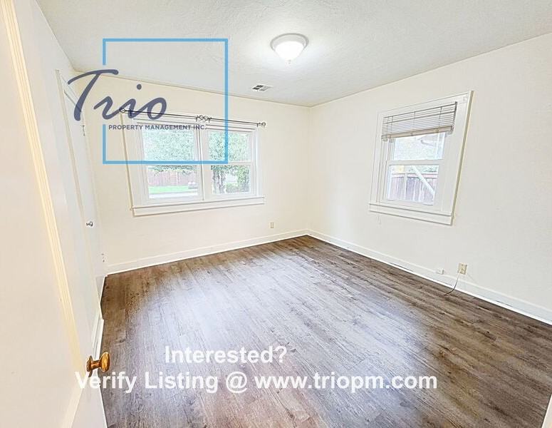 345 Lassen St - Photo 7 of 14