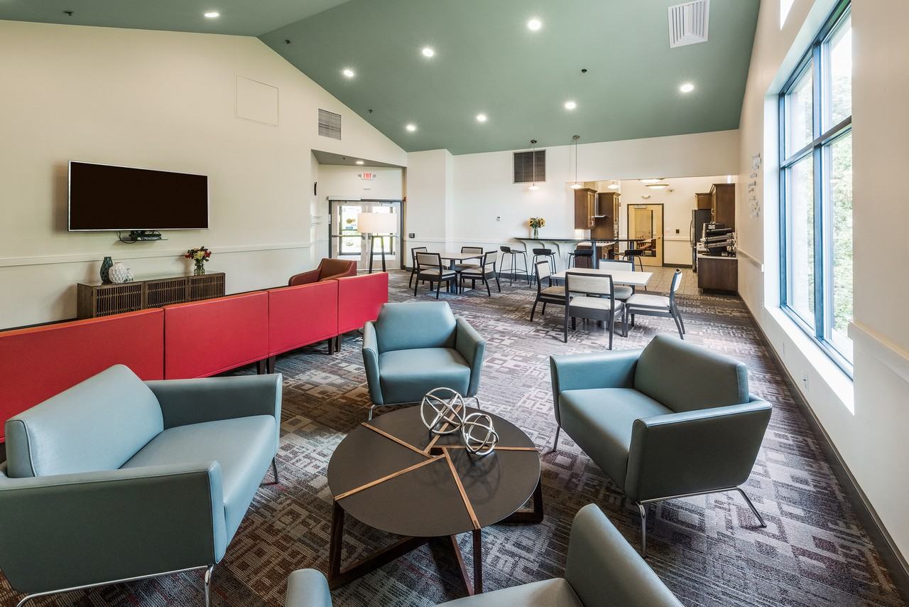 Stony Brook Commons - Photo 4 of 36