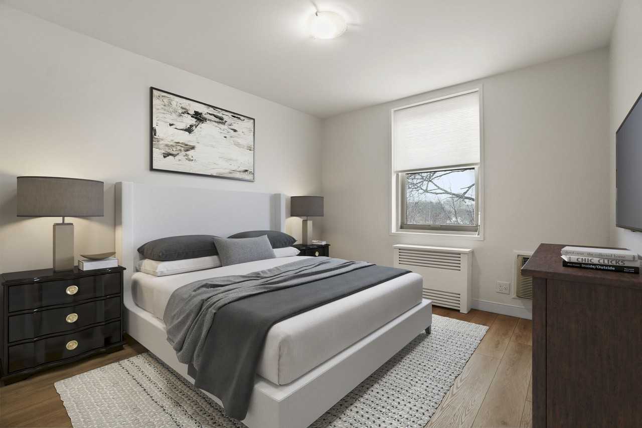 Camelot Court - Photo 4 of 52