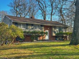 36 Parlin Ln  