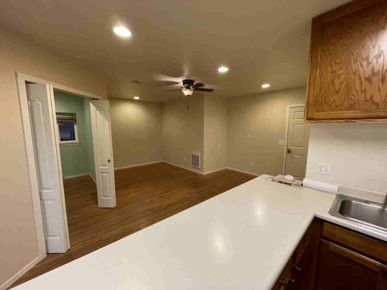 321 N Franklin St #1 - Photo 2 of 7