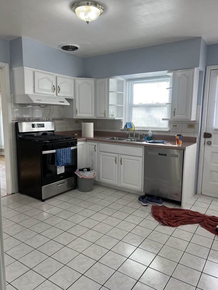 7306 N Crawford Ave #NA - Photo 2 of 6