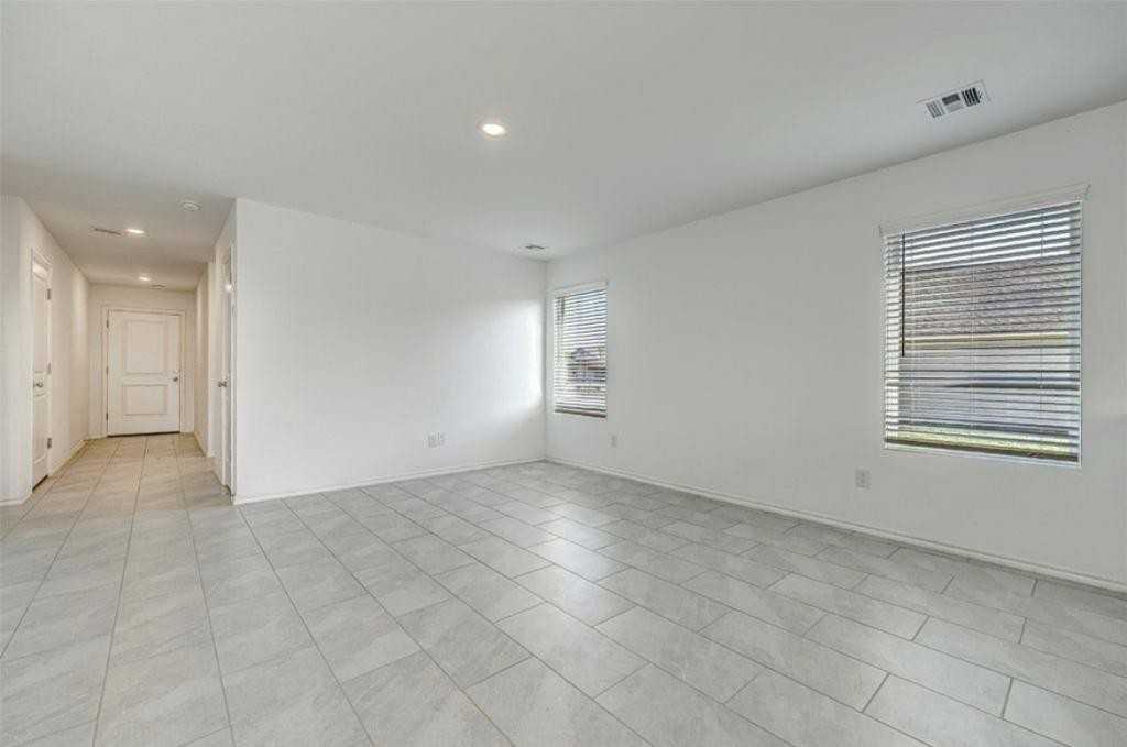 10920 Sw 22nd St - Photo 3 of 17