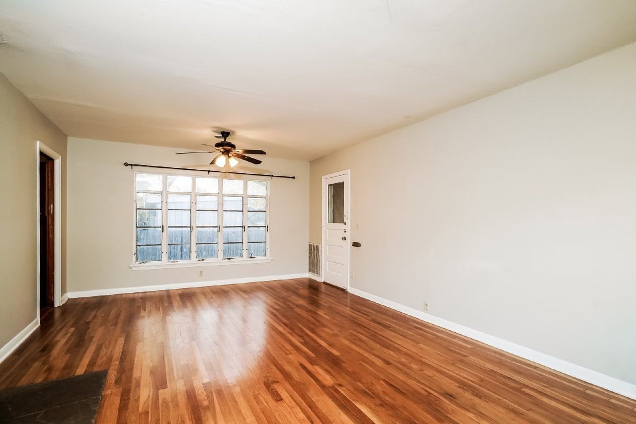 2910 Hampton Rd - Photo 4 of 27