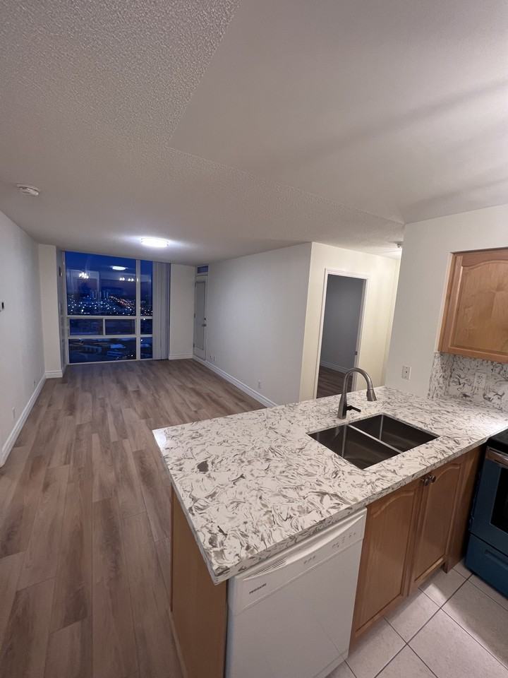 68 Grangeway Avenue #2009 - Photo 3 of 28