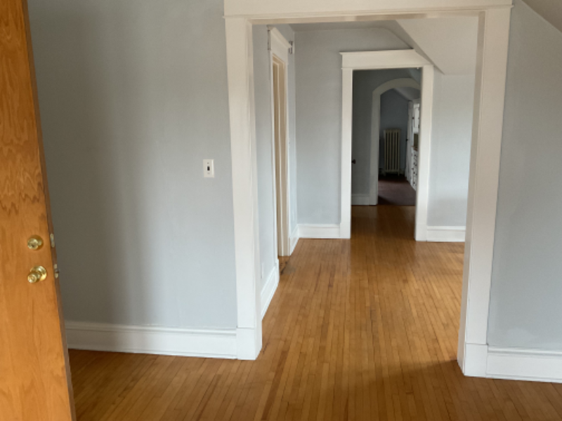 3315 Oakland Ave - Photo 2 of 8