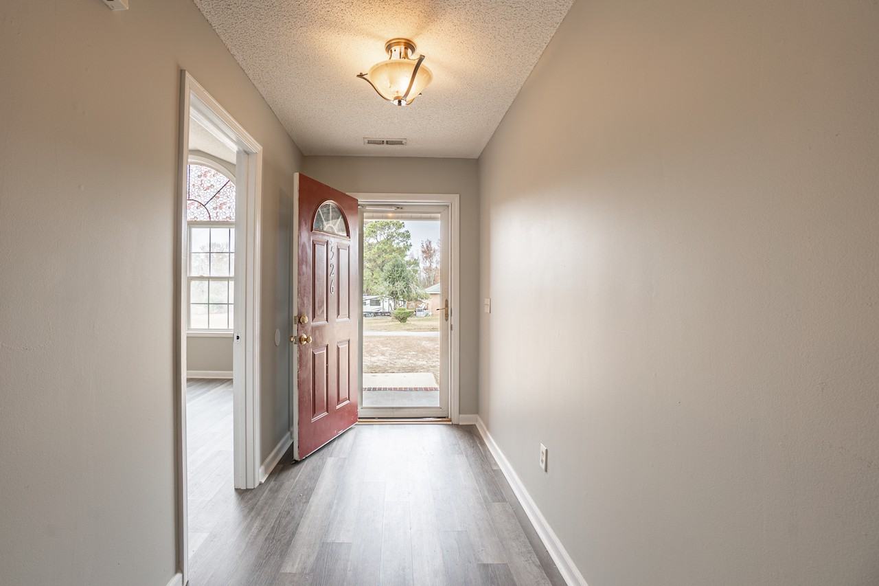 526 Knightbridge Rd #1 - Photo 3 of 24