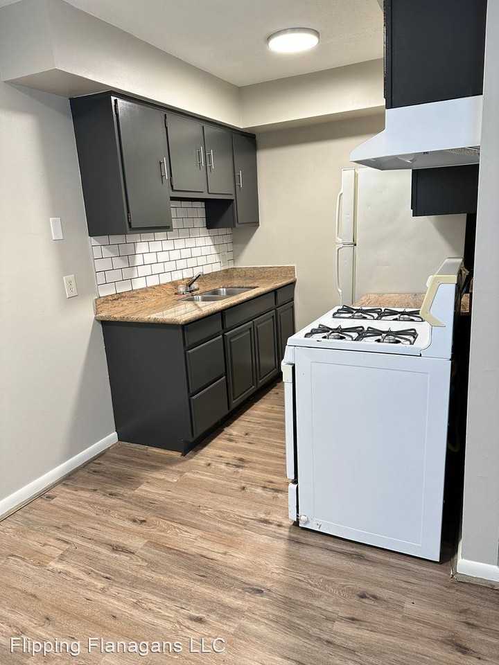 4437 Franklin Street - Photo 2 of 2