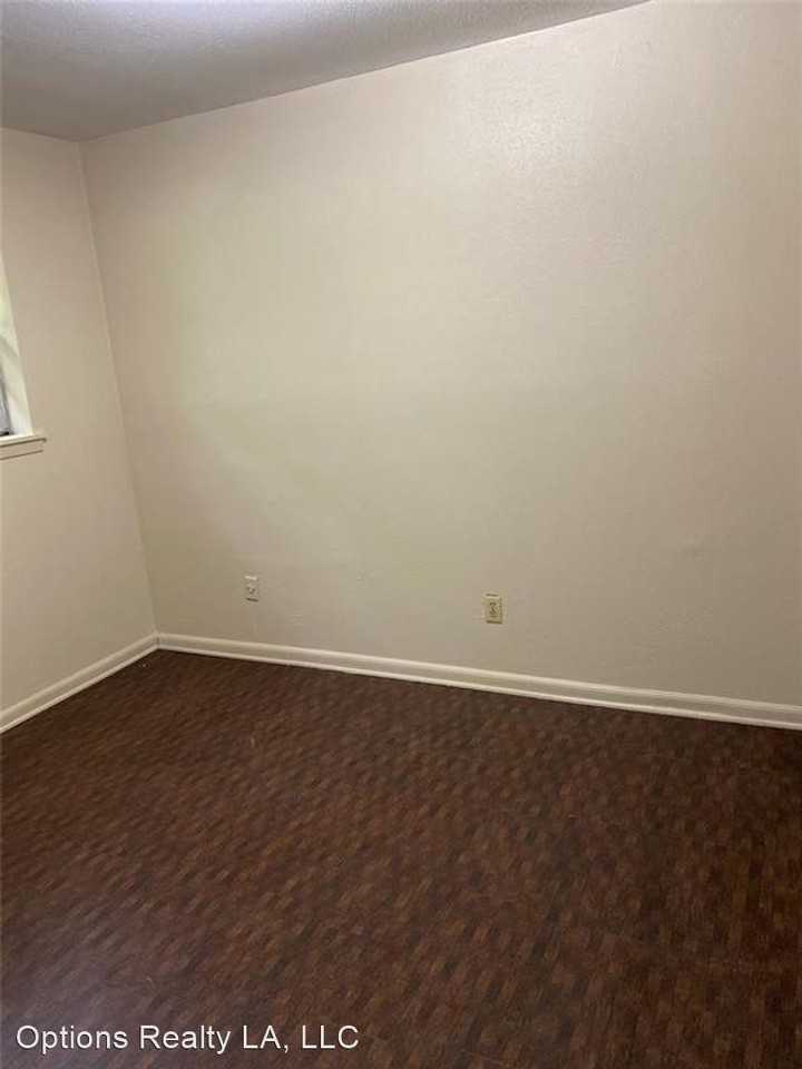 1948 Logan St - Photo 2 of 11