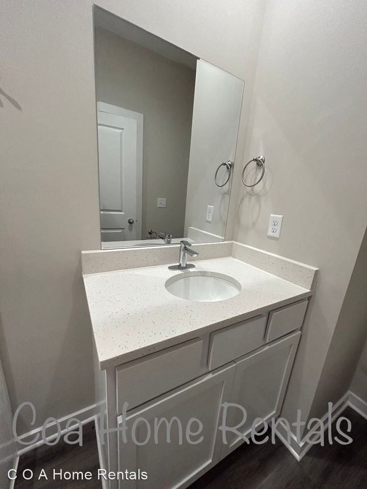 13433 W. Haskell Ct - Photo 3 of 27